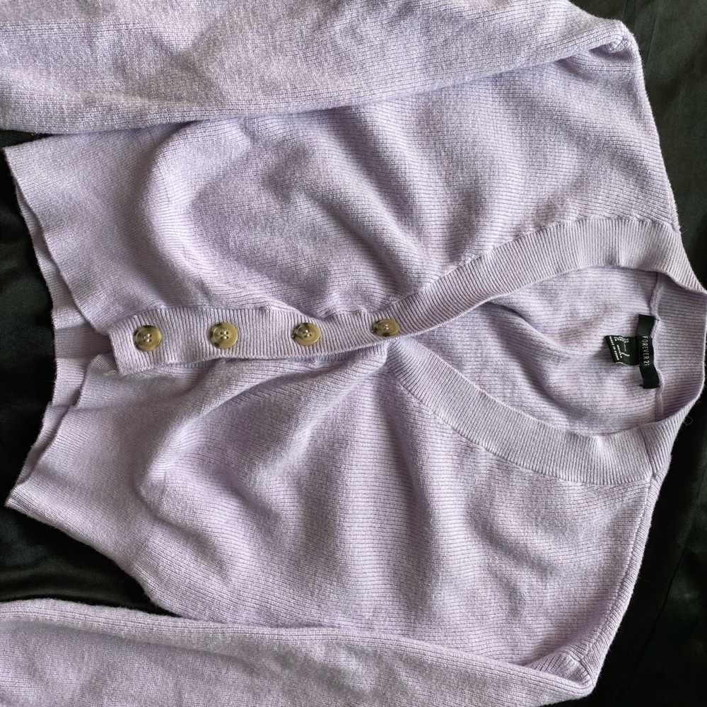 Cute lavender cropped sweater
